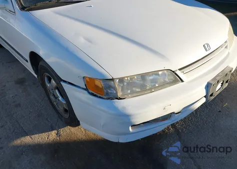 1994 Hond Accord Lx 5-Speed Lx z USA, uszkodzony, nr VIN JHMCD5539RC114526